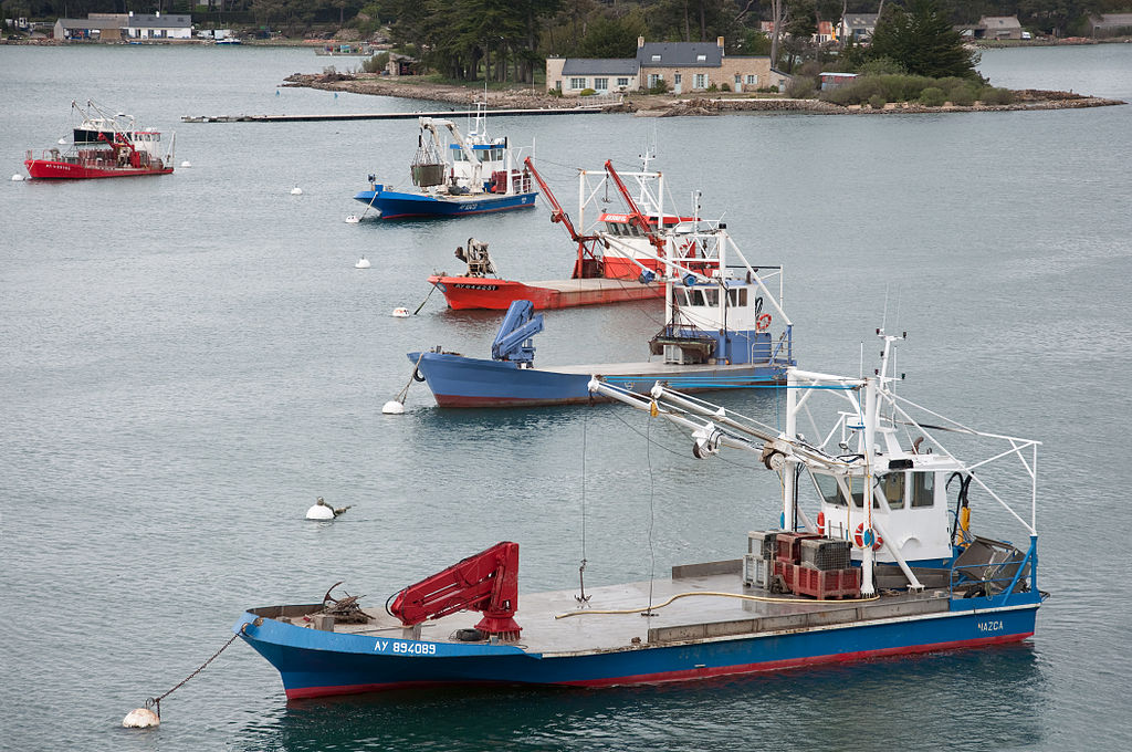 1024px bateaux ostreicoles bretagne